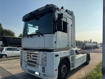 TRATTORE RENAULT MAGNUM 500 - POMPA PRESA DI FORZA