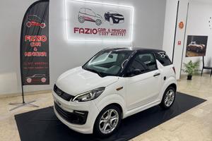 Ligier JS 50 Black & White