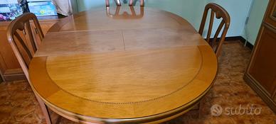 tavolo legno e 4 sedie 