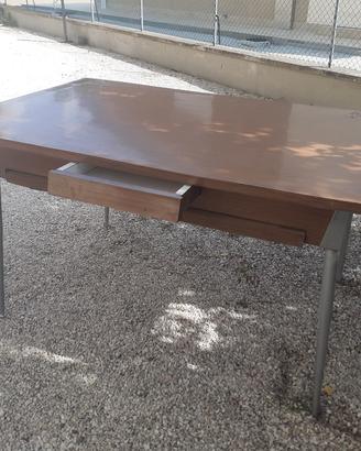 tavolo in laminato vintage