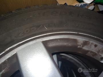 4 cerchioni in lega Peugeot originali con gomme da