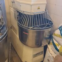 IMPASTATRICE DA 60 kg