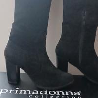 Eleganti  stivali neri camoscio 40