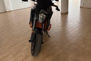 Ktm 1290 superduke r
