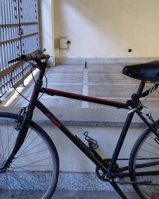 Mountain bike b-twin