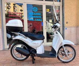 Scarabeo 50 cc 4 Tempi Super Accessoriato