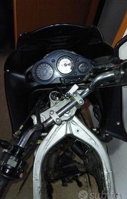 Ricambi Usati YAMAHA TDM 850 99-00