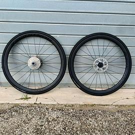 Ruote Bontrager Aeolus Elite 35 TLR Disc