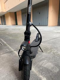 monopattino elettrico TEKLIO8