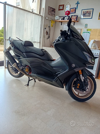 Yamaha T max 530 ironmax