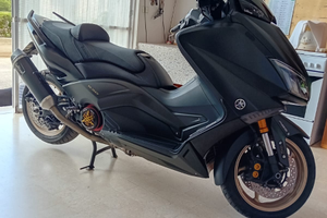 Yamaha T max 530 ironmax