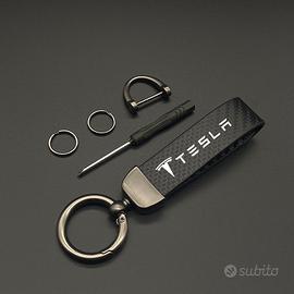 PORTACHIAVI TESLA in CARBONIO NUOVO