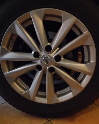 Cerchi Nissan 17"