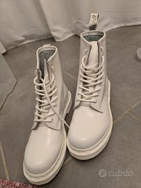 Dr Martens bianchi 