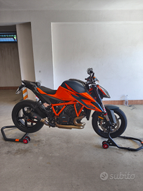 KTM 1290 Super Duke R