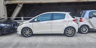 toyota yaris del 2012