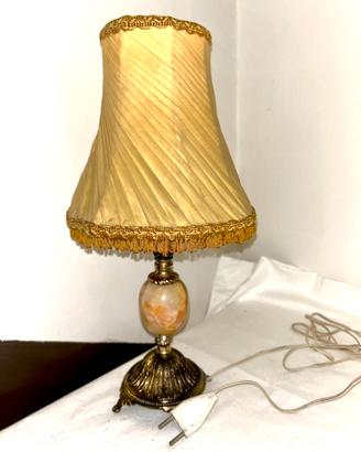 Lampada in ottone e alabastro