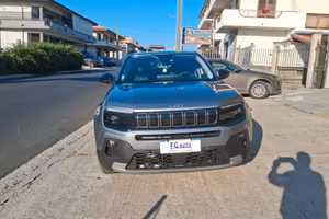 Jeep Avenger 1.2 Turbo 100 CV MHEV Summit