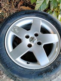 Cerchi in lega peugeot + gomme 
