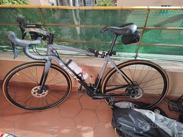 Trek EMONDA ALR5 2022 Shimano 105 - Misura 54