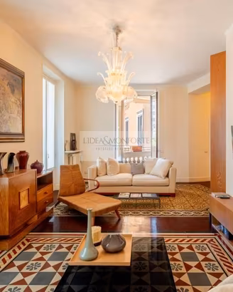 Appartamento di 115 m² con 3 locali a Milano
