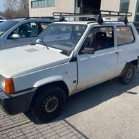 Panda 1000 FIRE con rimorchio.