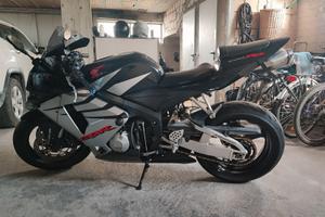 HONDA CBR 600 RR 2005 CON 50.000KM IN OTTIME CONDI
