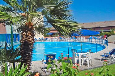 Bilocale sul mare immerso nel verde