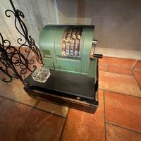 Registratore di cassa vintage anni ‘60/’70