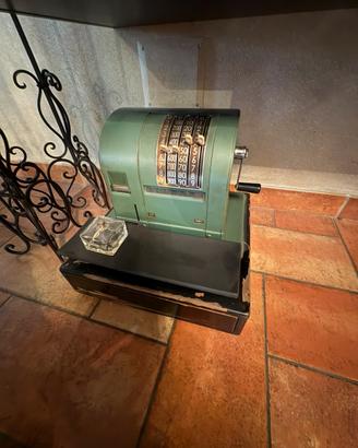 Registratore di cassa vintage anni ‘60/’70
