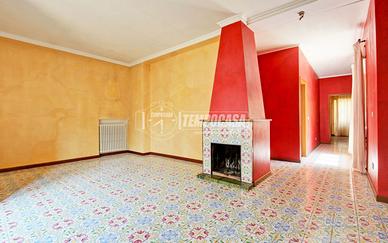 5 locali, box auto e cantina, Via Maffeo Pantaleon