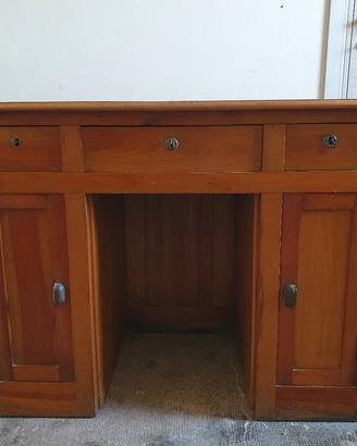 scrivania a cattedra cm 105x56 H.78 cm