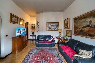 Appartamento di 95 m² con più di 5 locali a Rimini