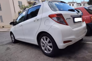 Toyota Yaris 1.0 Benzina 5 P. del 2013