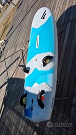 Tavola windsurf e foil Fanatic Stingray 125