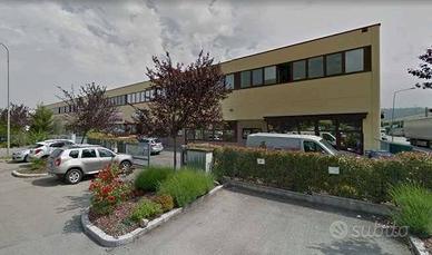 Immobile di 897 m² a Casalecchio di Reno