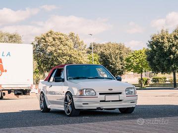 Ford cabriolet 
