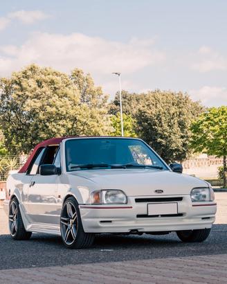 Ford cabriolet 