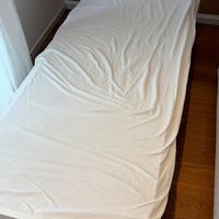 Letto singolo con materasso
