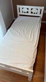 Letto singolo con materasso