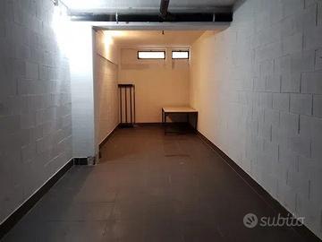 BOX grande Milano zona Municipio 2 MM Gorla