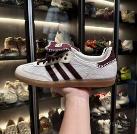 Adidas peluche bianco TG37