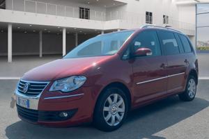 Volkswagen Touran 2.0 TDI HIGHLINE 7 POSTI 2009