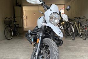 Moto BMW RnineT Urban GS 1200 -  2017