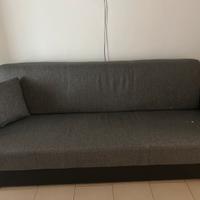 Divano letto e contenitore sotto