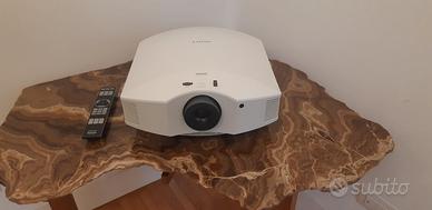 VIDEOPROIETTORE SONY HW40-ES + extender HDMI WIFI