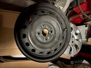 Numero 3 cerchioni  14” originali toyota