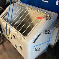 Trasportino in vetroresina