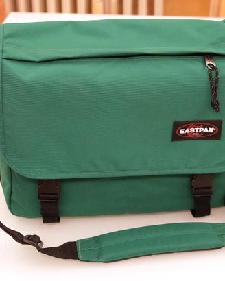 Borsa Eastpak USA per fotografia