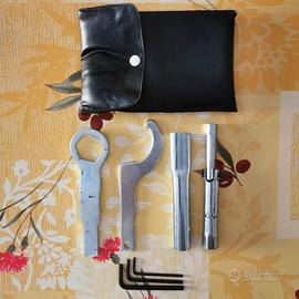 Attrezzi Set Chiavi Yamaha YZF R6 Originali